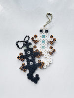 Load image into Gallery viewer, LalLizard Charm - off white
