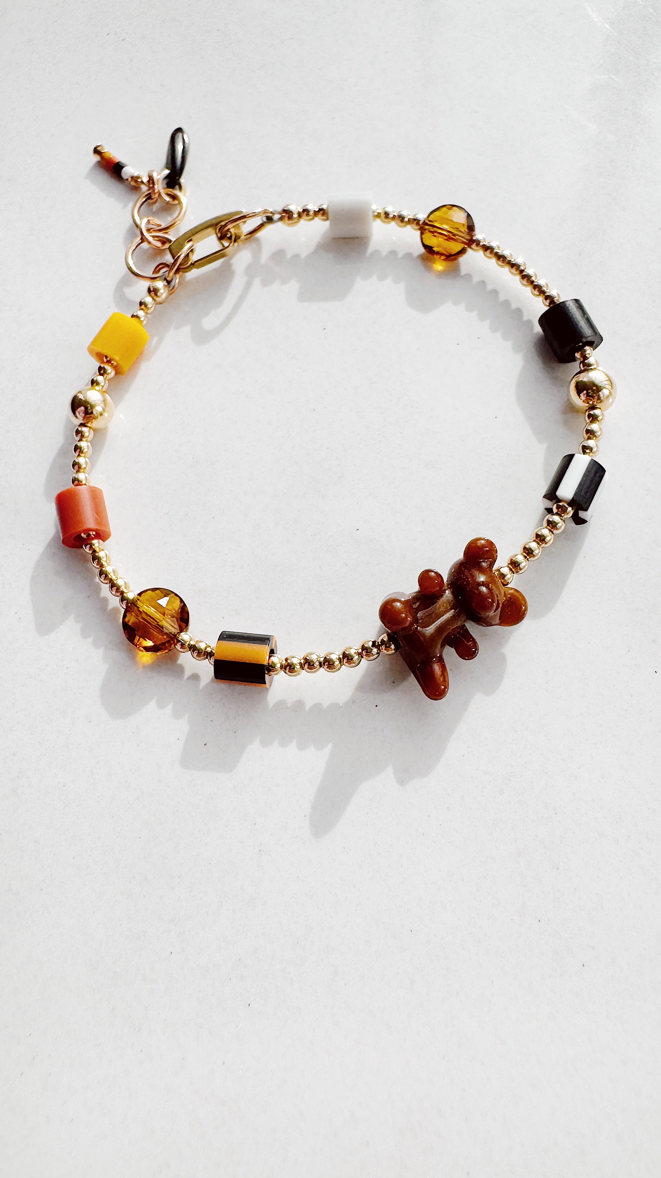 Golden Critter Bracelet - brown bear - fog / merigold