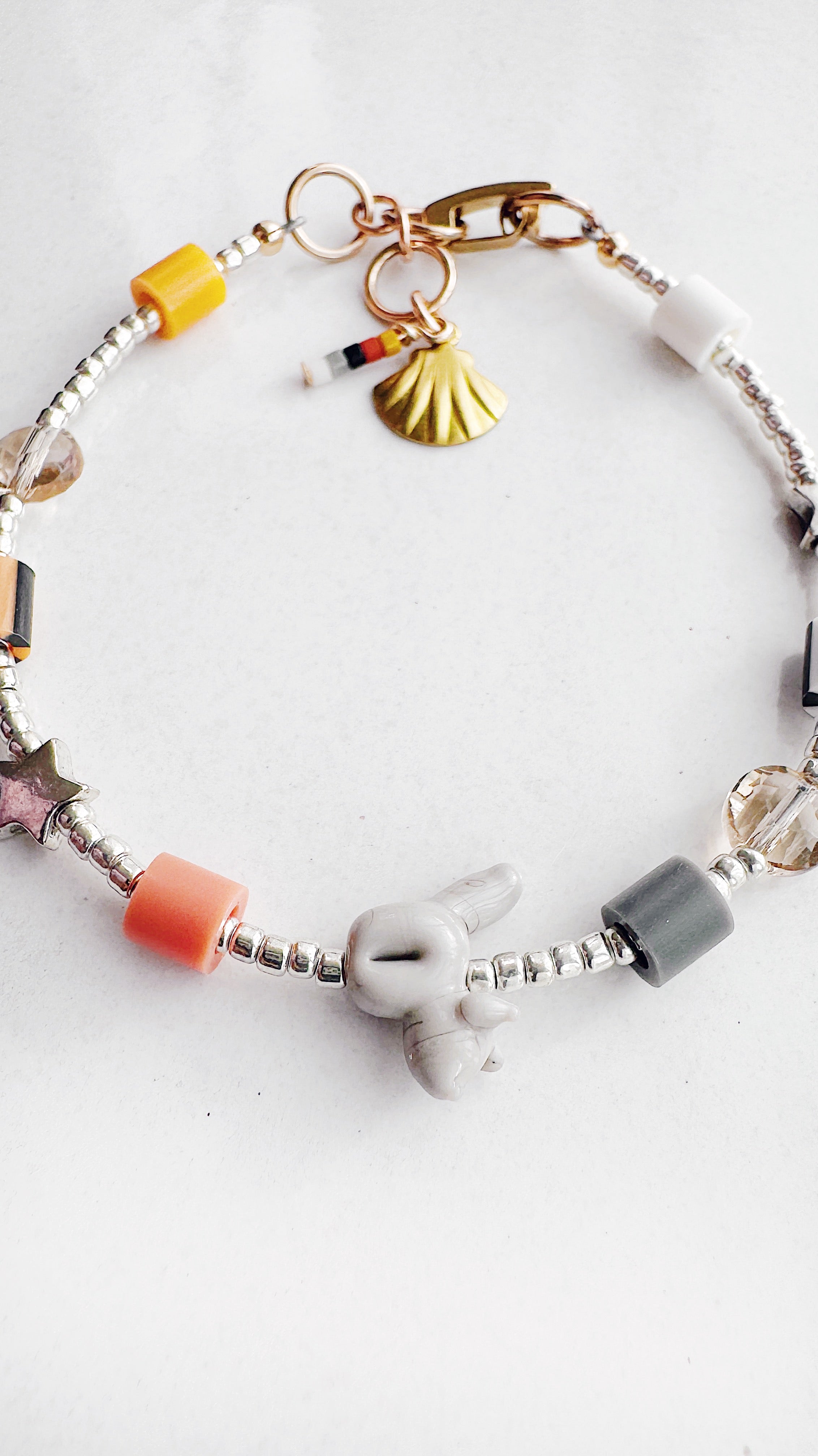 Critter Bracelet - silver kitty - merigold / white