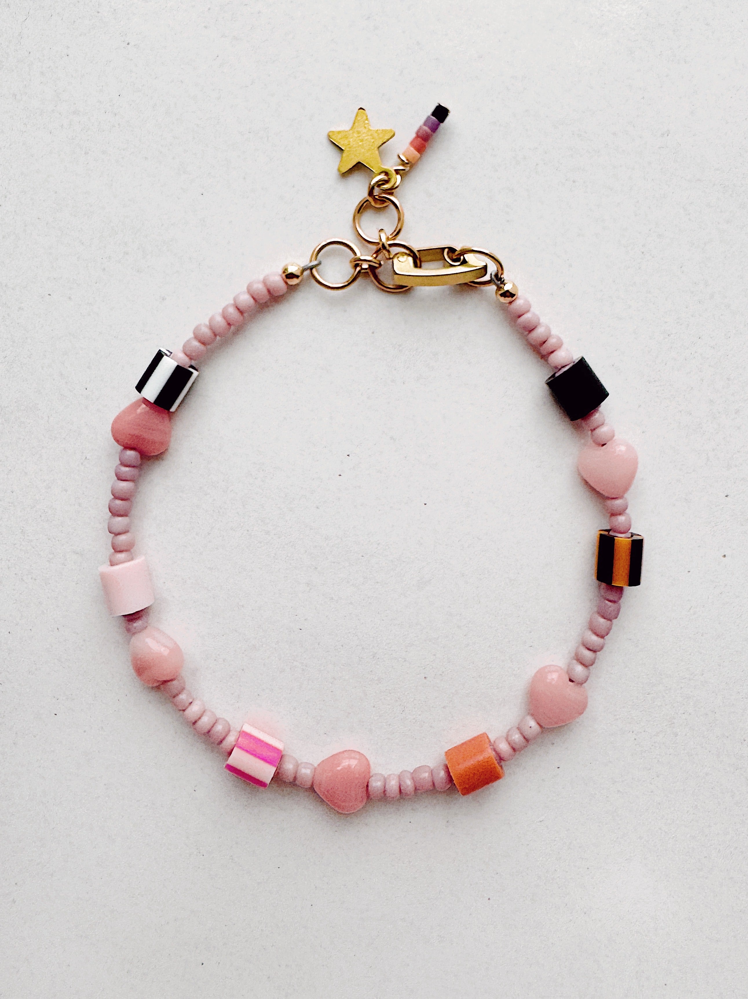 ToyBox Bracelet - pink hearts 001