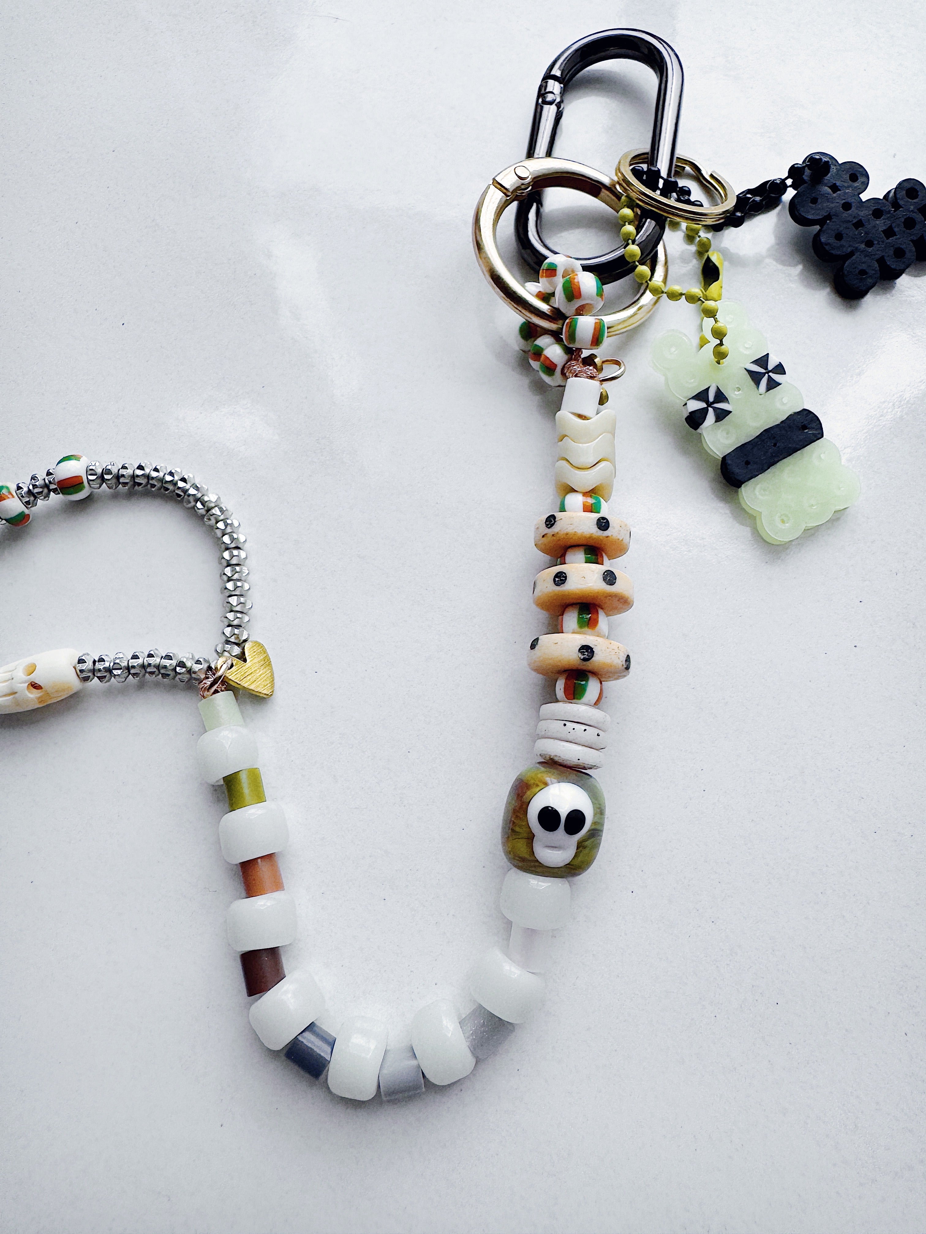 XXXL Long Bag Charm - green swirl skull + surprise!