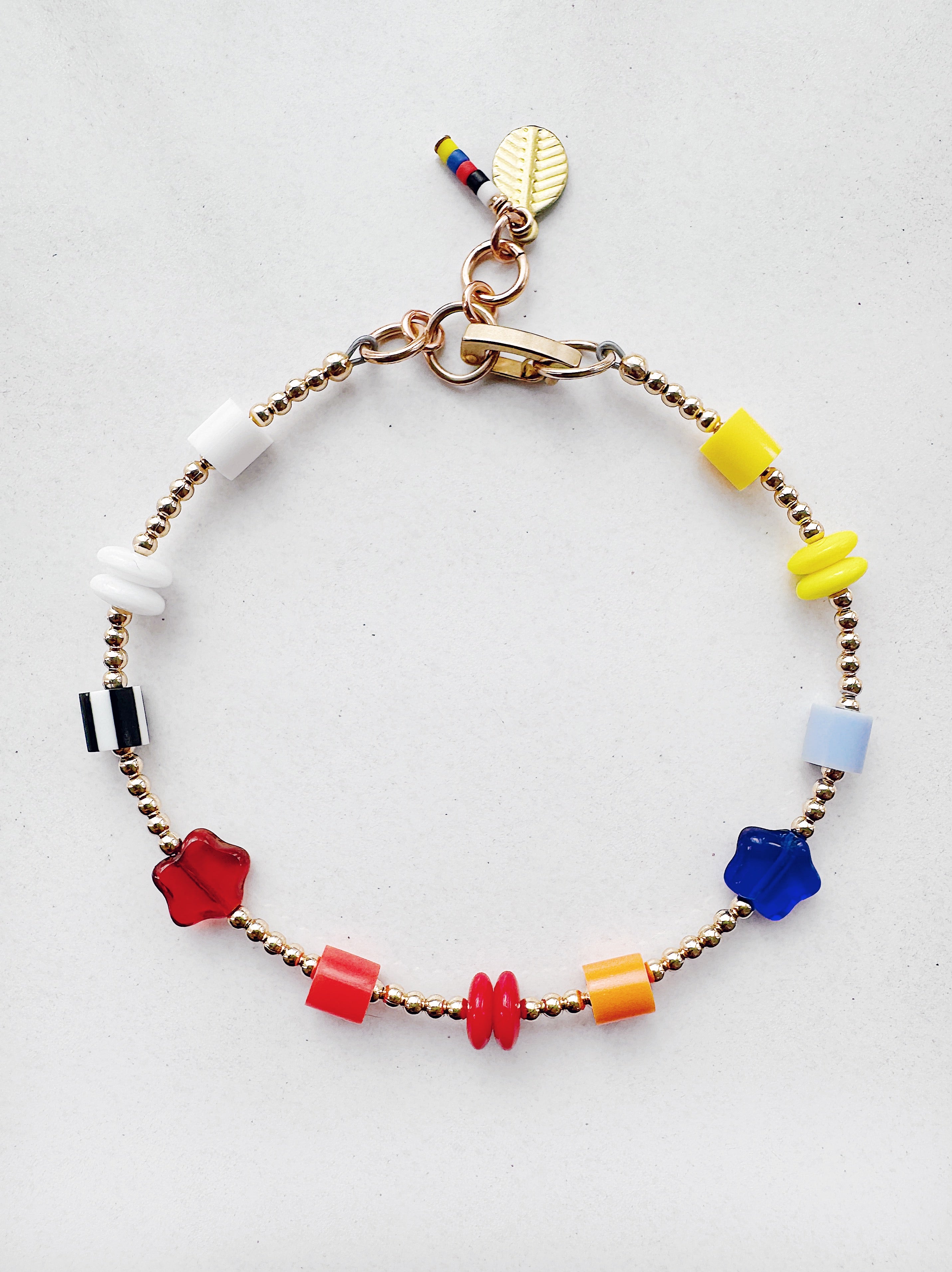 Golden ToyBox Bracelet - primary kidcore - white / yellow