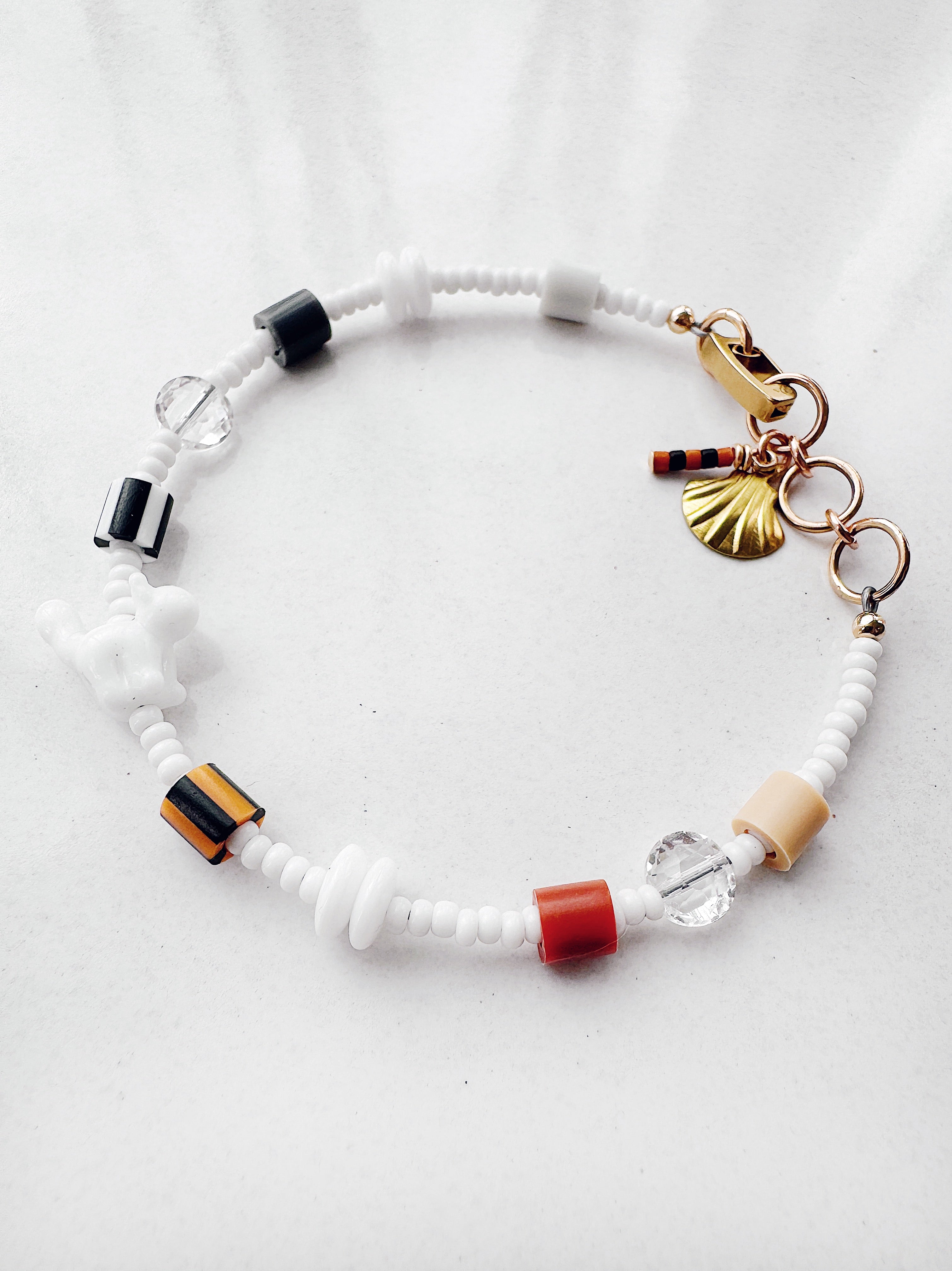 Critter Bracelet - ghost kitty - grey / tan