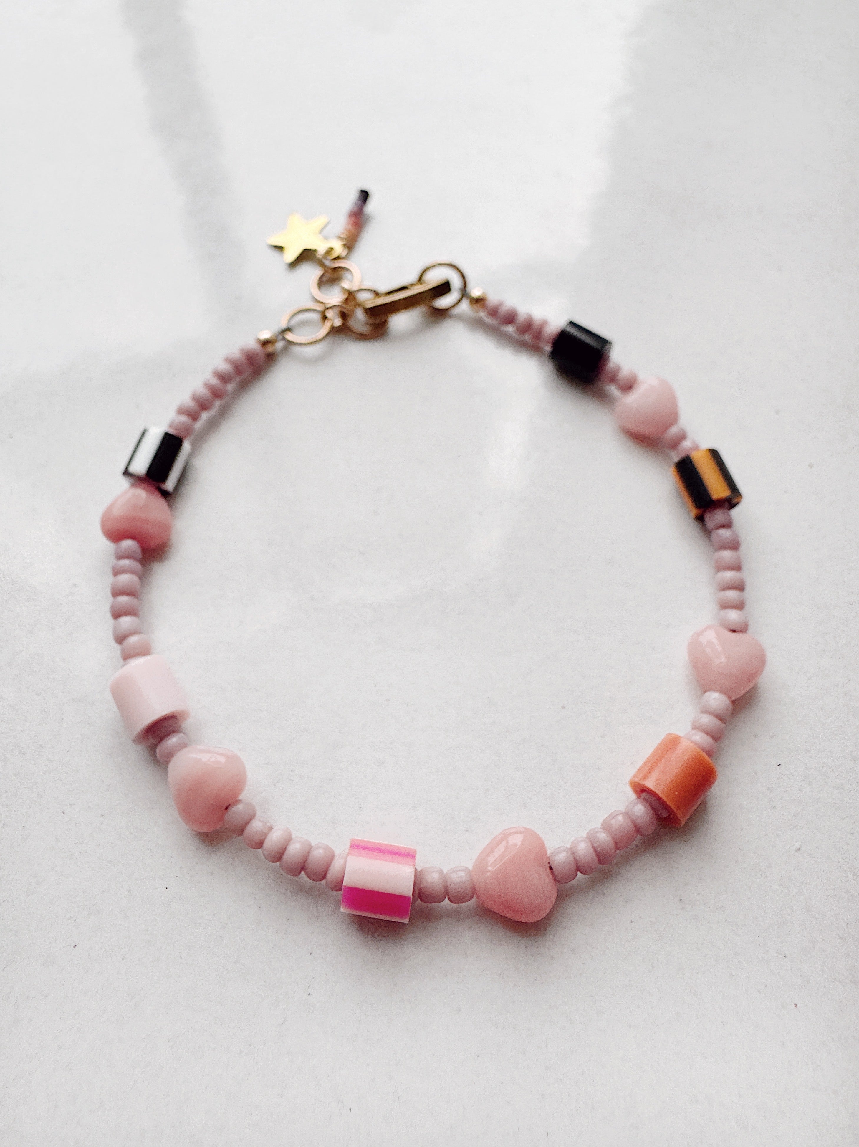 ToyBox Bracelet - pink hearts 001
