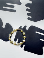 Load image into Gallery viewer, ORBIT RING - Freshwater Pearl - size 8
