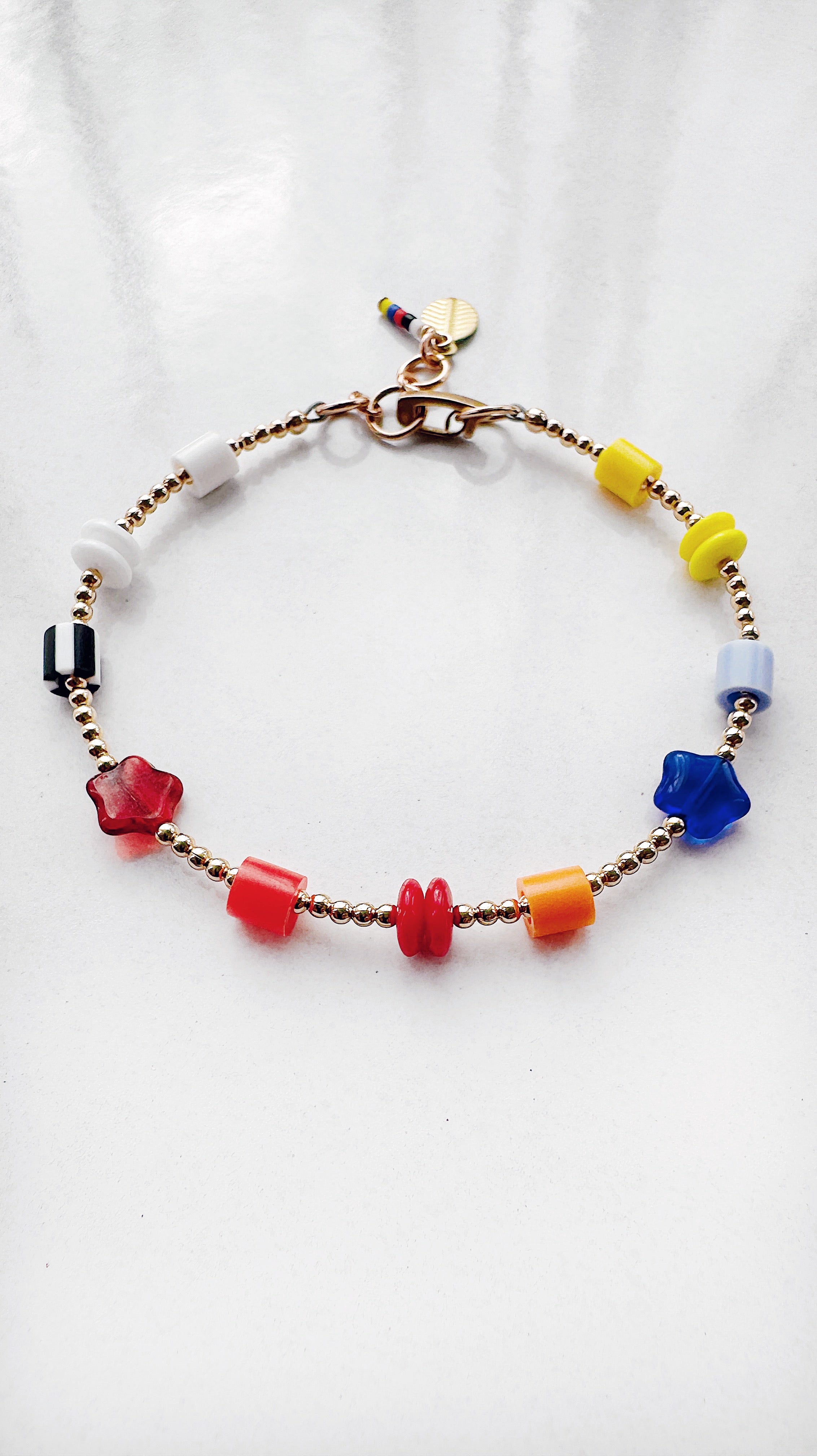Golden ToyBox Bracelet - primary kidcore - white / yellow