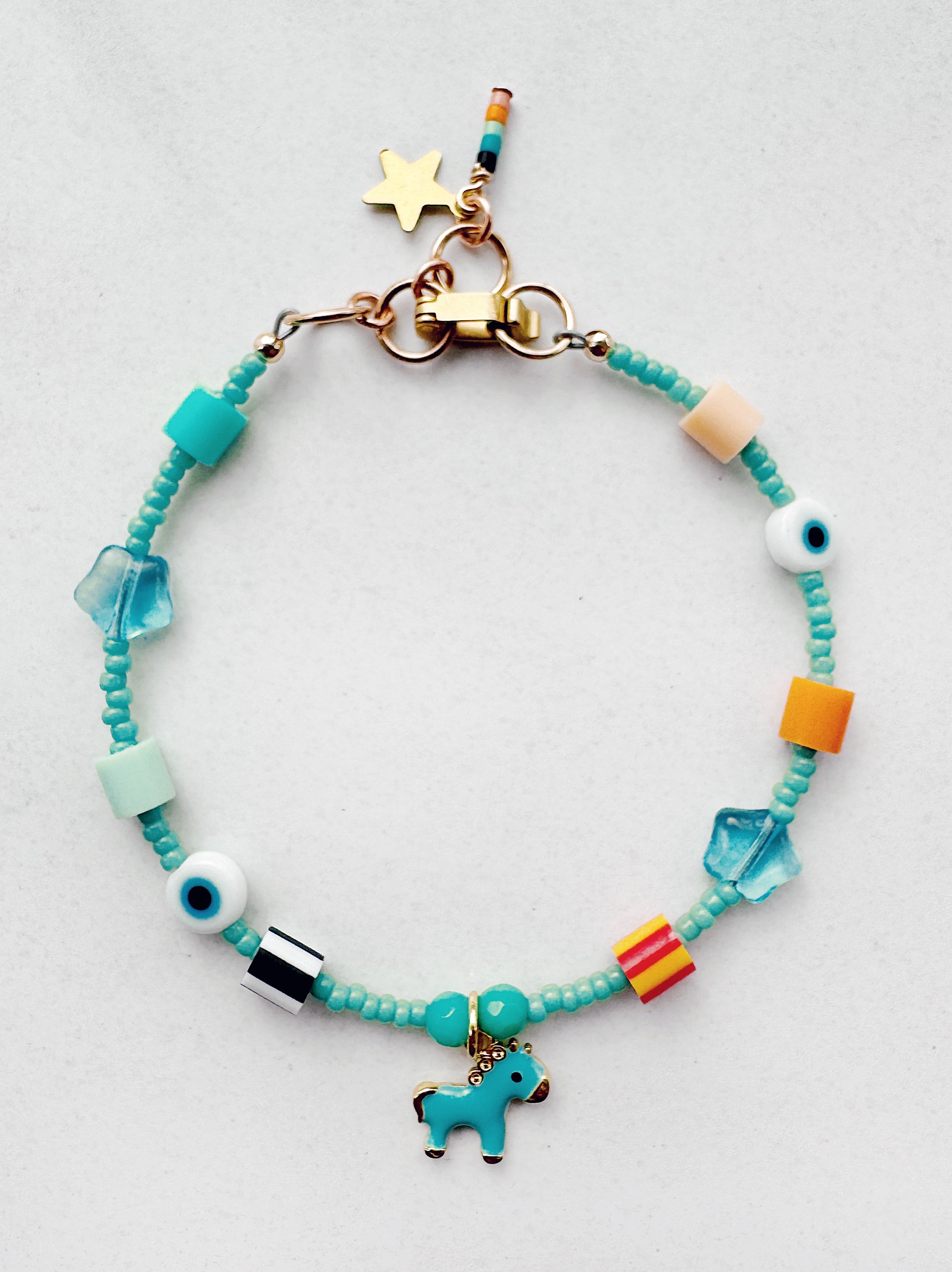 Critter Bracelet - aqua pony - aqua / tan