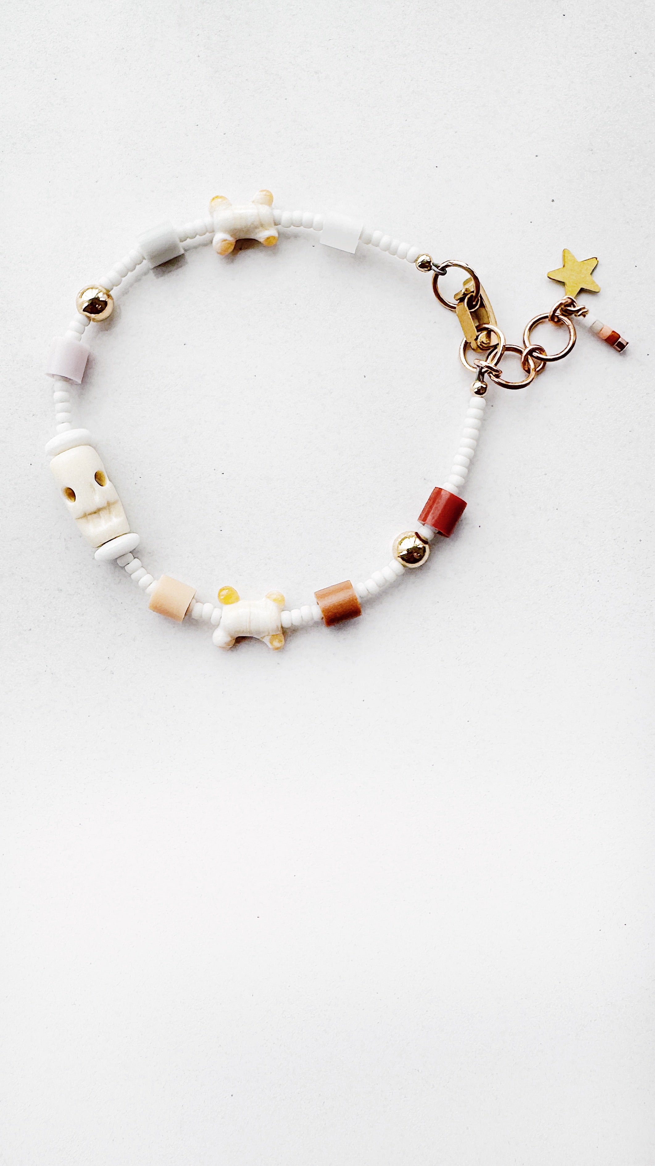 Critter Bracelet - ivory skull n bones - brown / ghost