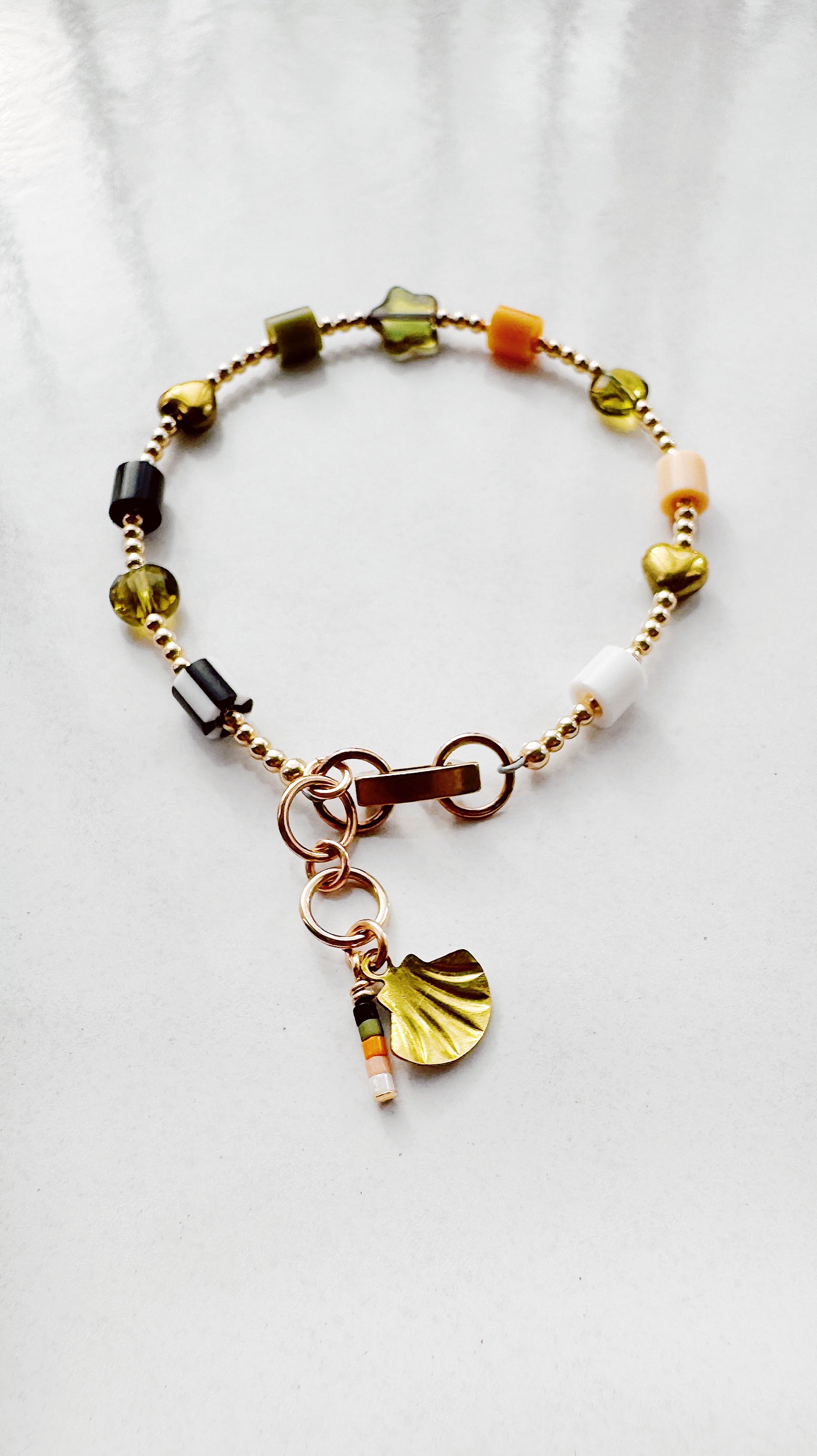 Golden ToyBox Bracelet - star - zebra / white