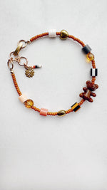 Load image into Gallery viewer, Critter Bracelet - brown bear - fog / peach
