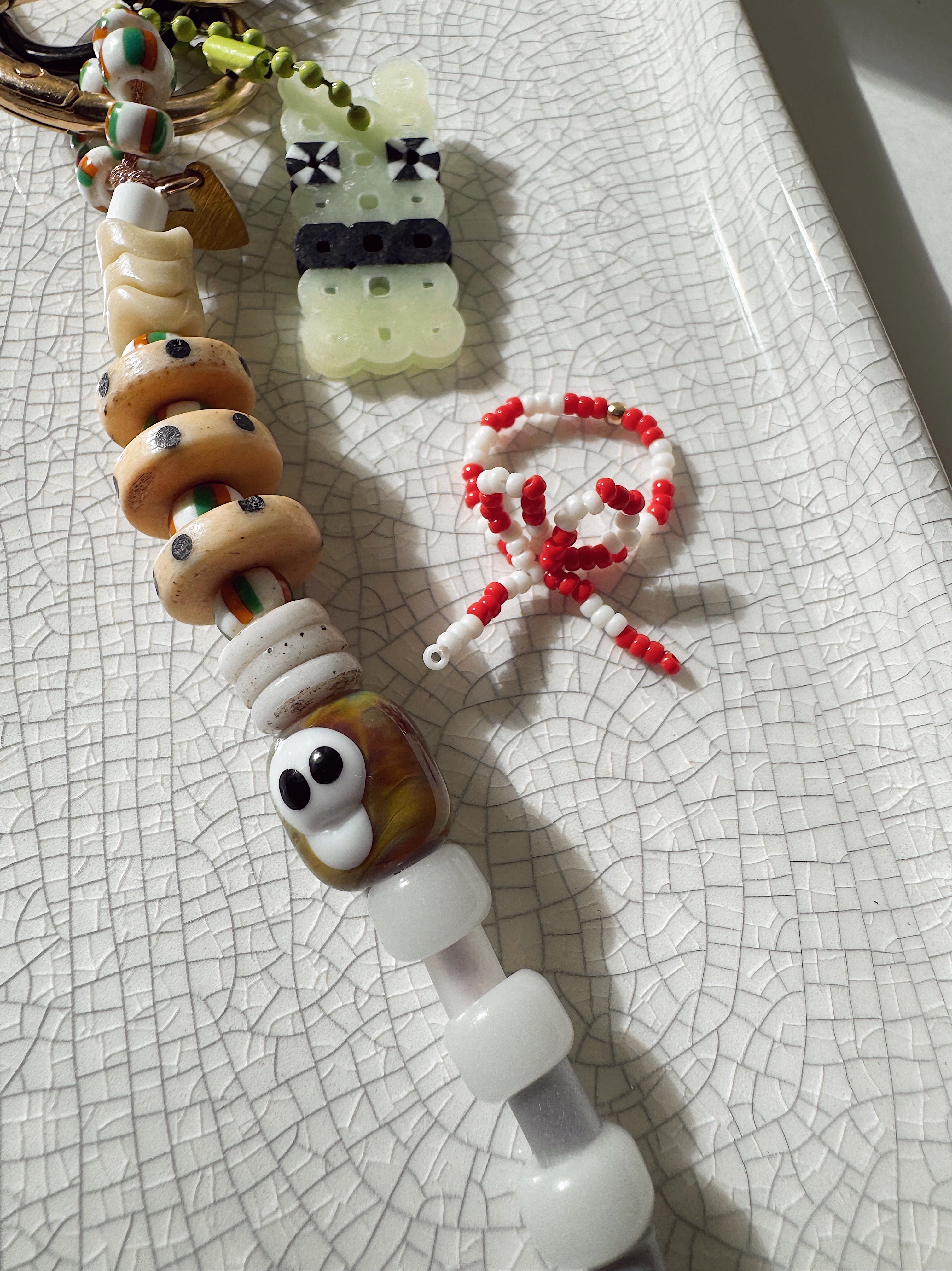 XXXL Long Bag Charm - green swirl skull + surprise!