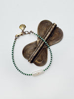 Load image into Gallery viewer, MINI STRIPE PEARL BRACELET - gator / fog

