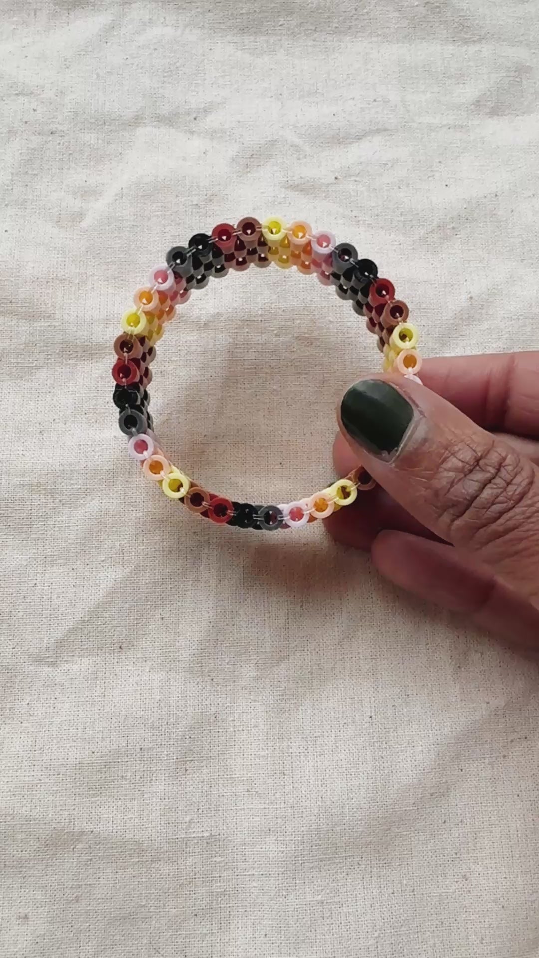 sample 022 - thicc melty bead bracelet - 6.25 inches